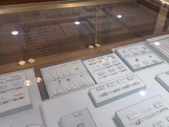 -品真阁华夏典当行(四通桥店)