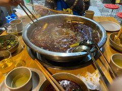 全红味锅底-肖肖酸萝卜鱼火锅(总店)