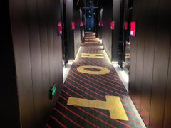 -稳电竞酒店(桥北泰冯路地铁站店)