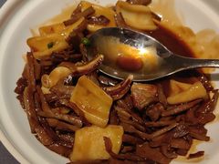 -晶采轩(虹桥路店)