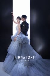 -乐派诗婚纱摄影