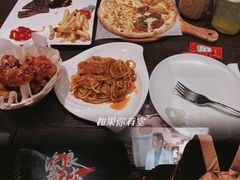 -酷公社·榴莲披萨(太原街店)