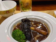 小米烧辽参-中卫御苑福膳·养生局(圆明园店)