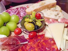 西班牙冷肉芝士拼盘-BROWNSTONE布朗石西班牙餐厅(富城店)