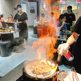 远景路美味可口的辛罗烤肥肠