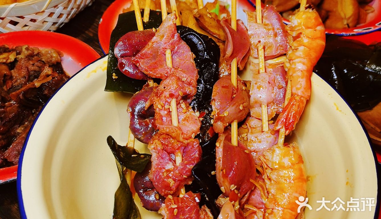 🎈地气小吃魅力大🔥上班族的吃喝据点🍜