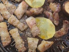 -胡悦里韩式烤肉(芝罘万达广场店)