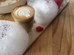 咖啡&红丝绒拿铁-良木缘咖啡西餐(太古里店)