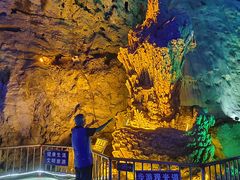 -泰安地下龙宫景区