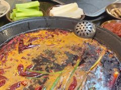 -黄潇洒老火锅(九眼桥宏济巷店)