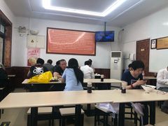 大堂-华天新川面馆(缸瓦市店)