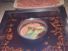 -二荆条·蜀鲜汇城市森林火锅