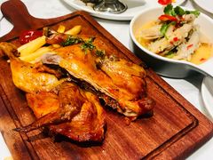 奥尔良烤鸡配薯条-卡朋西餐(大信新都汇店)