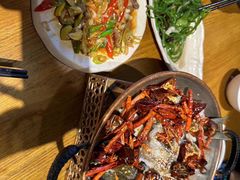 -隔壁老王·家常云南菜(花巷店)