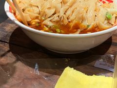 -周小波重庆小面·重庆名小吃(邹容路店)