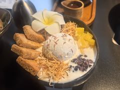 -Ameigo梅果·云贵川bistro(长宁来福士店)