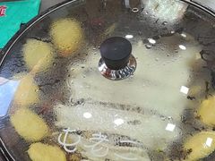 -屯老二农家铁锅炖·行业领军者(梅江店)