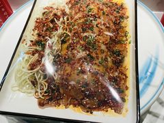 -有红鸡毛店·川菜(建设路店)