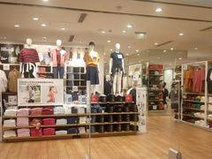 -优衣库(上海虹口龙之梦店)