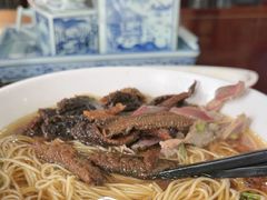 爆鱼焖肉面-东吴面馆(金门路金门国际商业广场店)