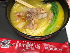 咸蹄玉笋鸡汤煨面-家有好面(静安大融城店)