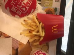辣腿汉堡-麦当劳(百联西郊购物中心店)