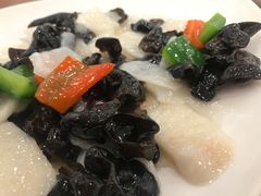-侬佳蒸菜馆(听潮店)