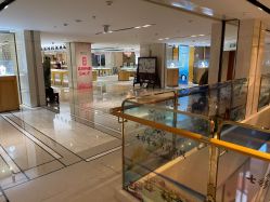 -北京七彩云南翡翠珠宝旗舰店(月坛店)