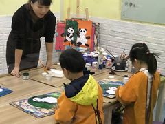 -星宝贝美术创意中心(万嘉商业广场店)