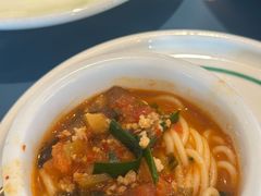 腾冲小锅米线-一坐一忘云南菜(嘉里中心店)