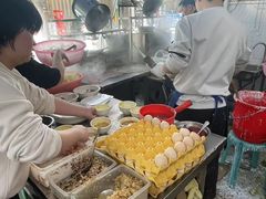 -后街女孩肠粉店