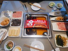 -海底捞火锅(旭辉MALL店)