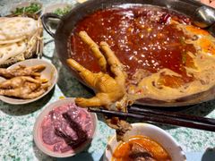 耙鸡脚-五里关火锅(牛市口店)