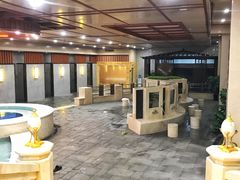 -碧中海汤泉汗蒸酒店