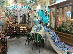 -秘密旅行Bonjour(黑金冠 江南西店)