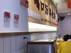 -白妈螺蛳粉(白云万达店)