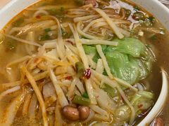 -卓雅桂林米粉