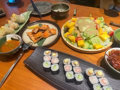 -俊屋料理·烧鸟·寿司·日泰融合菜(星际云汇店)