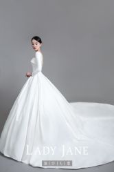 -Lady  Jane高端婚纱礼服馆