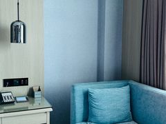 -华海酒店(茂名高铁站店)