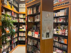 -西西弗书店&矢量咖啡(凯德晶萃广场店)