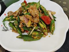 -大富蚝乌东哥饭店·石锅鱼杂·柠檬鸭(革新路店)