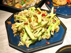 小油渣烤花菜-啤仕多·啤客国潮跳舞BAR(保俶路店)