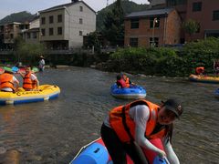 -龙井峡漂流