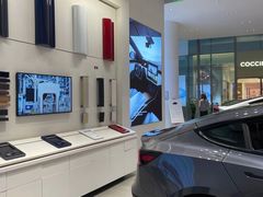 -TESLA 特斯拉(广州天环广场体验店)