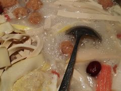 -三人行骨头王火锅(长寿店)