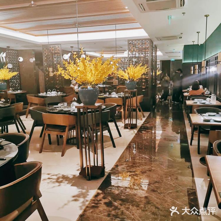 一间致力于原创的新派粤式料理餐厅