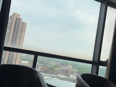 -上海松江假日酒店