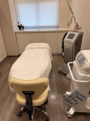 -医颜医疗美容门诊部