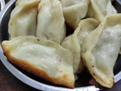 -黄阿姨锅贴大王(万航渡路店)